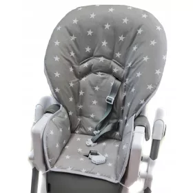    A székhez való matracbetét, mint a LIONELO yummy chicco COTTON tele van