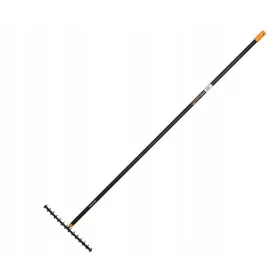  Fiskars gereblye fém 35 x 154 cm