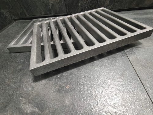 Grillrácsok - Öntöttvas kandalló rostély, grill tűzhely rostély, 30x26 cm