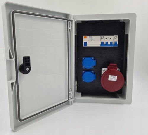 SCE 400 V IP44 32 A kapcsolóberendezés