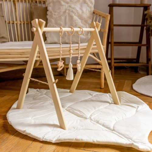 BABY GYM oktatási állvány KÜLÖNBÖZŐ SZÍNEKBEN