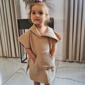   Baba törölköző kapucnival - Poncho egy fürdőgyermekhez, amelynek motorháztetője karamella m