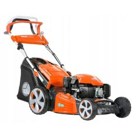    Oleo-Mac benzines fűnyíró kosárral, 166 cm³ kapacitással. kosár 70 l 51 cm