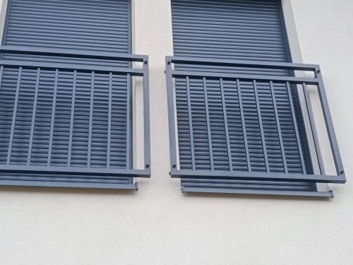Kapaszkodó a lépcsőhöz - Francia erkély W23 ral balustrade a 110 cm -es ablakhoz