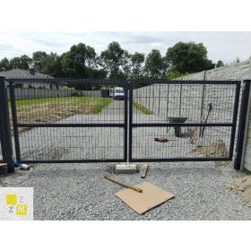 KÉTLAPUS BEJÁRAT KAPU 4M 150CM fi5