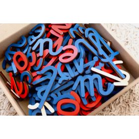  Montessori mozgatható ábécé fa betűk 102 db