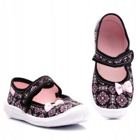  Gyermek papucs - Vigami papucs lányok cipője Dorota Hearts 33