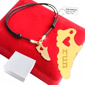  Arany karkötő egy húron futónak 925