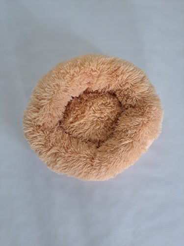 Pihenőhely macskáknak - Kutyaágy barna, lejátszás, 50 cm -es barack