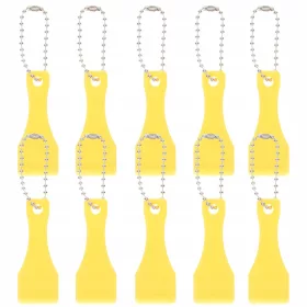 Műanyag spatula a sors lekaparására egy lottóhoz