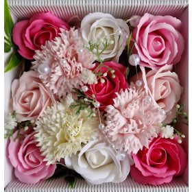   Virág dekoráció - FLOWERBOX AJÁNDÉK KÉSZLET SZAPPAN RÓZSA VIRÁGOK AJÁNDÉK ILLATÚ DOBOZ