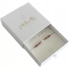    Kövekből készült karkötő egy lány barátja édesanyjának