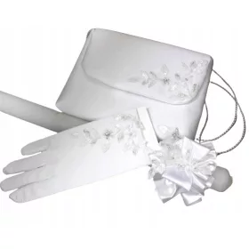    úrvacsorakészlet. Áldozókesztyű, csepegtető sapka, kézitáska. Az alba