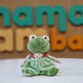    Béka kulcstartó formájában - Herceg zöld nadrágban, 10 cm (Bukowski Desi