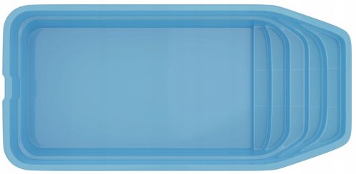 A Medencetechnológiai Központ négyszögletes úszómedencéje, 650 x 360 cm