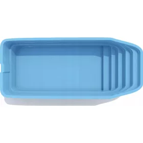   A Medencetechnológiai Központ négyszögletes úszómedencéje 850 x 360 cm