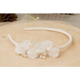    Fehér úrvacsora fejpánt, úrvacsora virágok, fehér gyöngy, úrvacsora