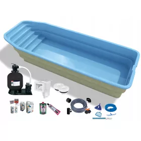   A Medencetechnológiai Központ négyszögletes medencéje, 950 x 360 cm