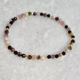    Fekete turmalin és görögdinnye kis természetes kövekből készült karkötő easygo