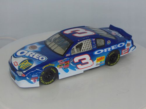  AKCIÓ 2002 DALE EARNHARDT JR #3 CHEVY MONTE CARLO OREO RITZ NASCAR - 1/24