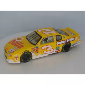    ACTION 2002 EARNHARDT JR #3 CHEVROLET MONTE CARLO NILLA WAFERS NASCAR 1:24