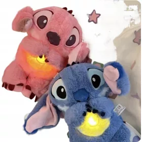    Pink Stitch, légáteresztő mackó, nyugtató alvási vidra játék gyerekeknek