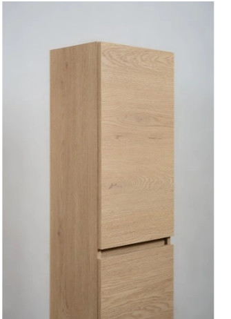Fali fürdőszobaszekrény, tölgyfa oszlop, 136 cm, világos matt tölgyfa előlap