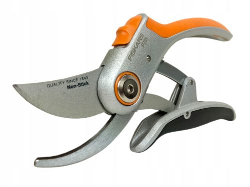  Fiskars 1057172 kerti kézi metszővágó
