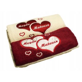    AJÁNDÉK törölköző hímzéssel kosárban, esküvőre, évfordulóra.