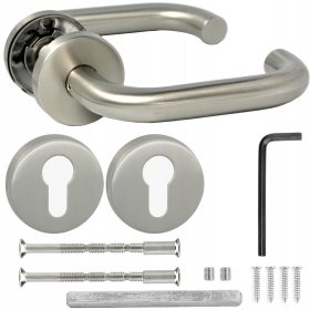   Kézzel készített külső fogantyú.Tányér lyukkal a betéthez