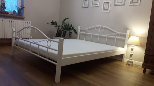 Agata Metal ágy 120x200 fehér és fekete -fehér